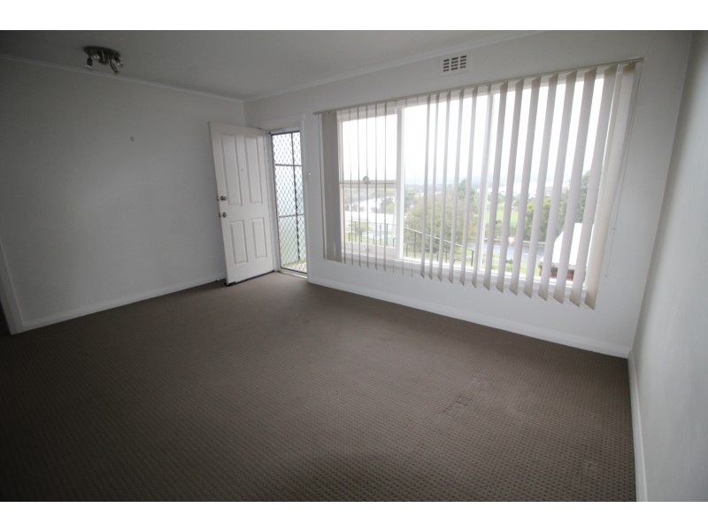 1/105 Forest Road, Trevallyn TAS 7250