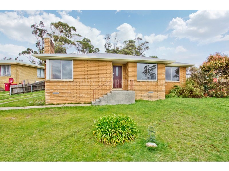 10 Amundsen Street, Ravenswood TAS 7250