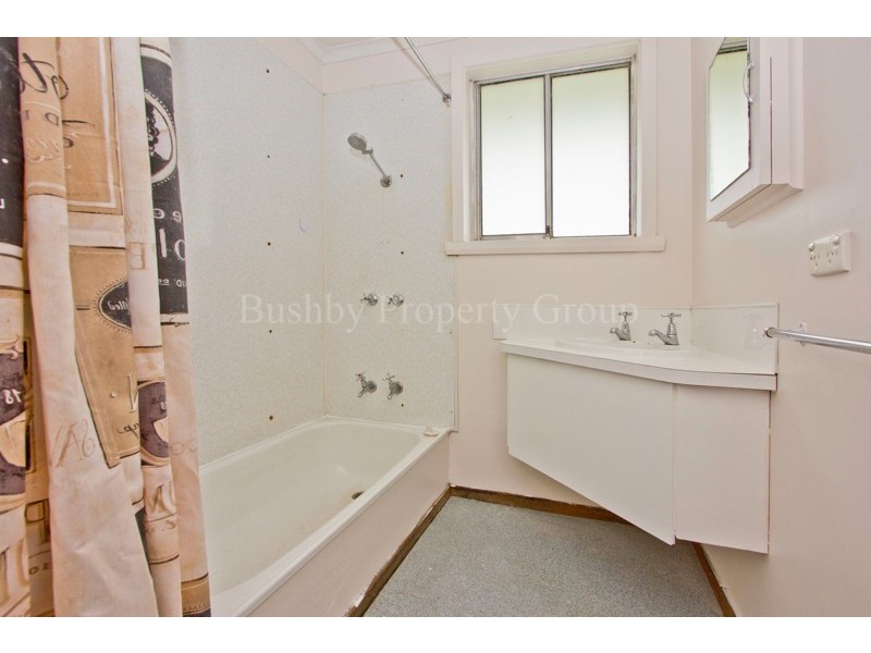 10 Amundsen Street, Ravenswood TAS 7250