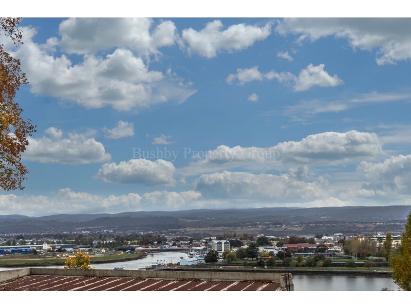 5 Trevallyn Road, Trevallyn TAS 7250