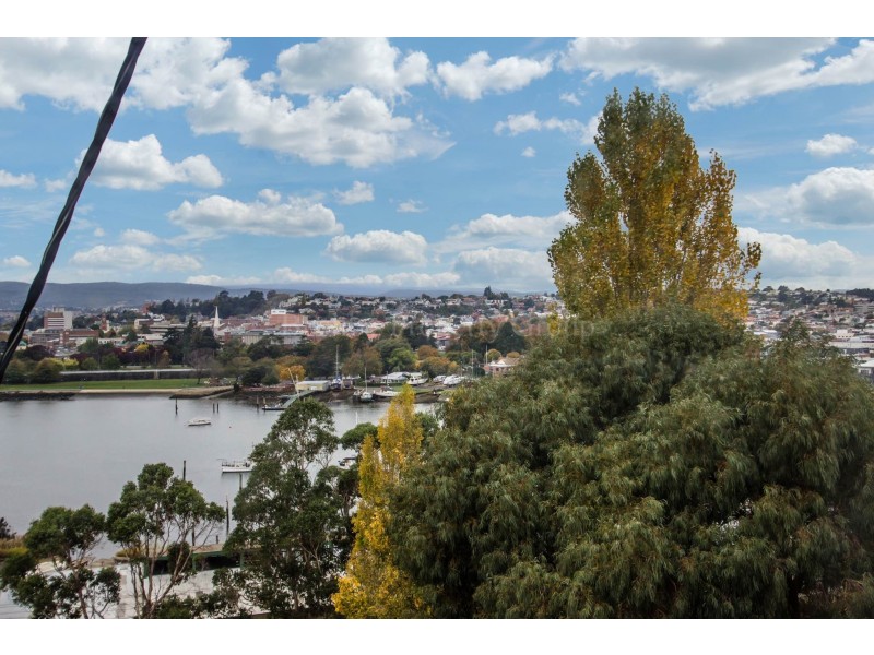 5 Trevallyn Road, Trevallyn TAS 7250