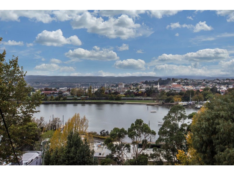 5 Trevallyn Road, Trevallyn TAS 7250