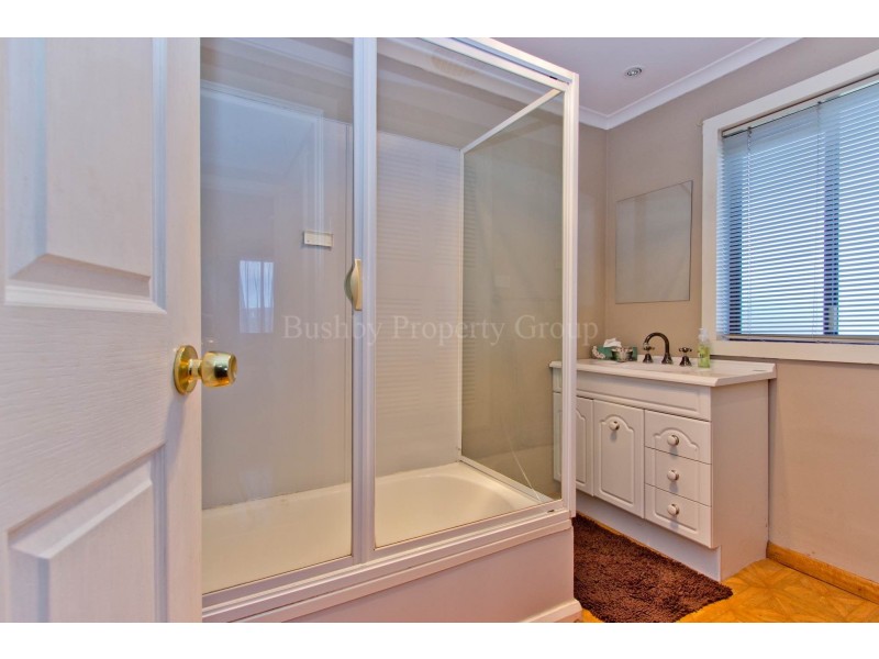 24 Quarantine Road, Kings Meadows TAS 7249