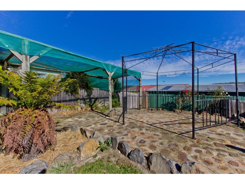 24 Quarantine Road, Kings Meadows TAS 7249