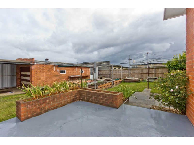 18 Cornwall Crescent, Newnham TAS 7248