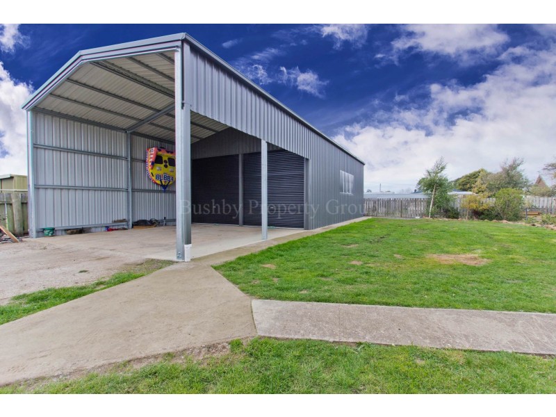 17 Murfett Street, Cressy TAS 7302