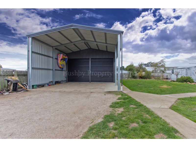 17 Murfett Street, Cressy TAS 7302