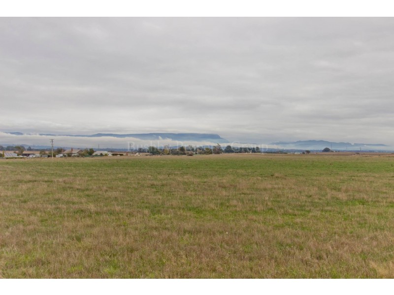 17 Murfett Street, Cressy TAS 7302