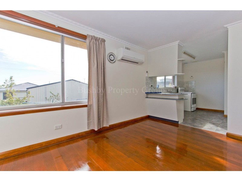 22 Cornwall Crescent, Newnham TAS 7248