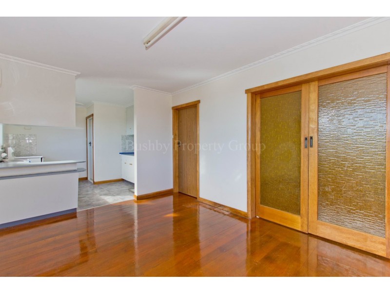 22 Cornwall Crescent, Newnham TAS 7248