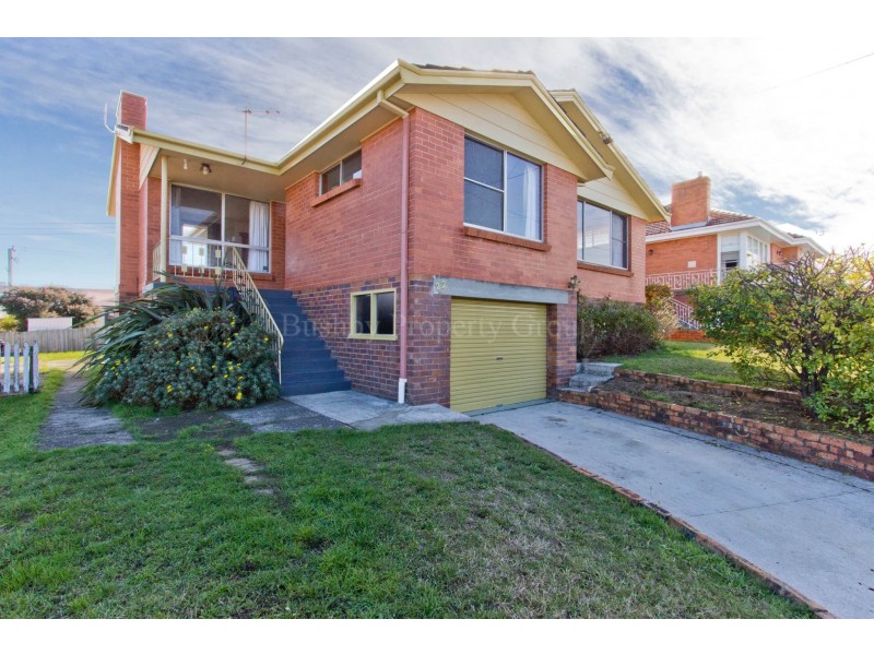 22 Cornwall Crescent, Newnham TAS 7248