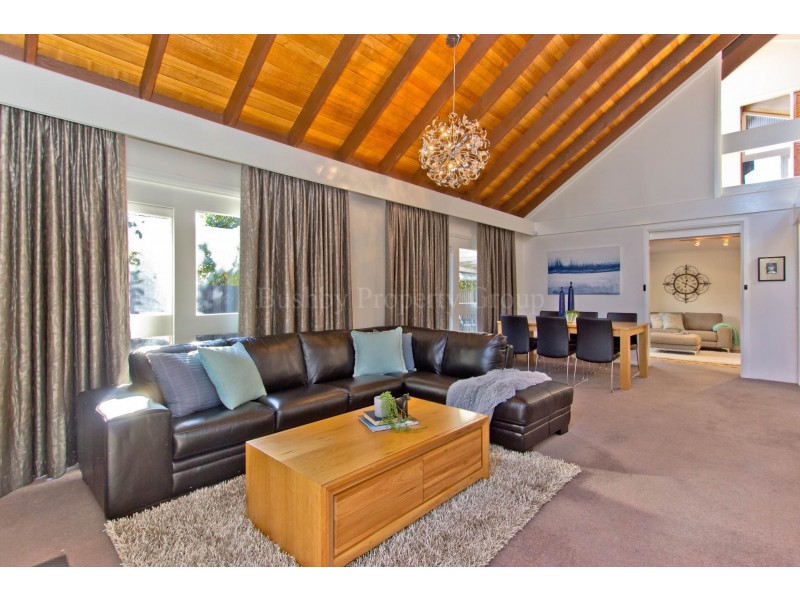 2 Kensington Gardens, Norwood TAS 7250