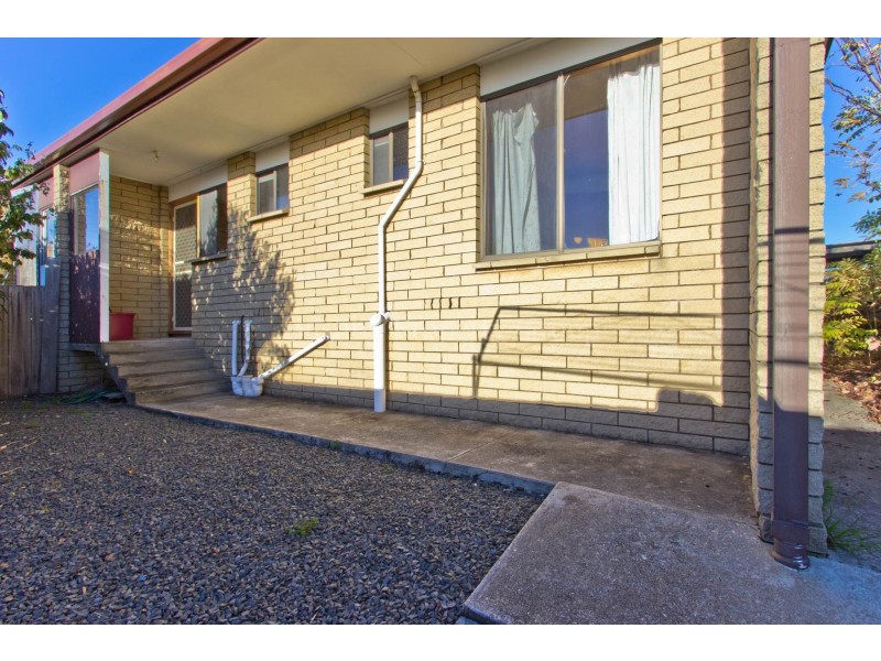 1,2 and 3/37 Bishops Drive, Newnham TAS 7248