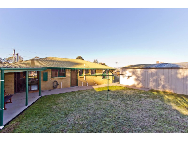 25 Parklands Parade, Newnham TAS 7248