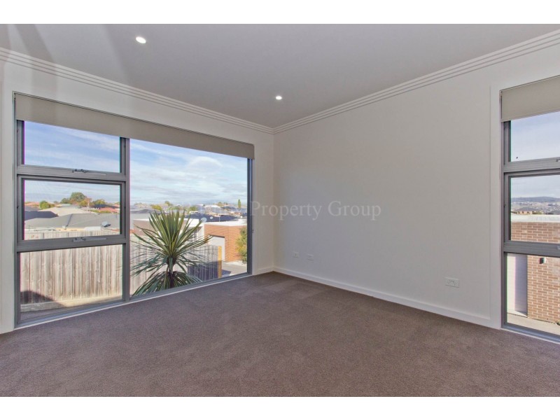 2/161 Alanvale Road, Newnham TAS 7248
