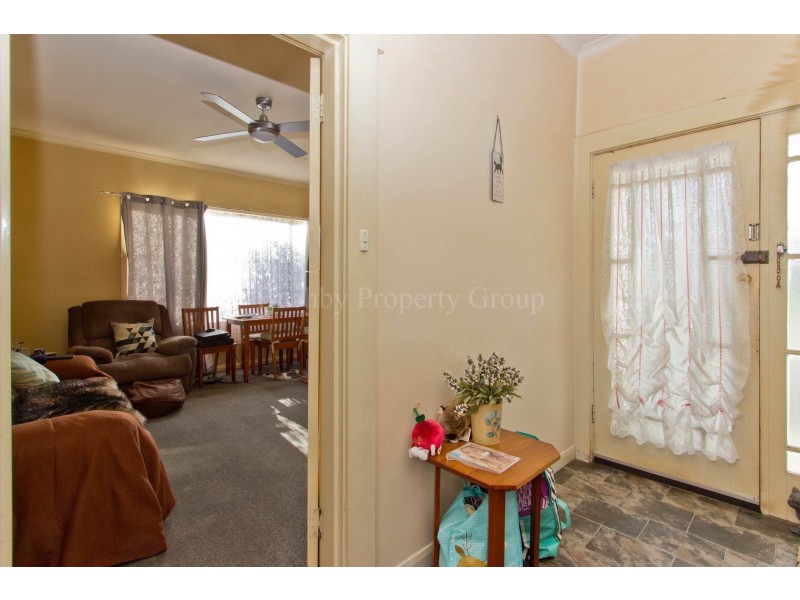 1 Alanvale Road, Newnham TAS 7248