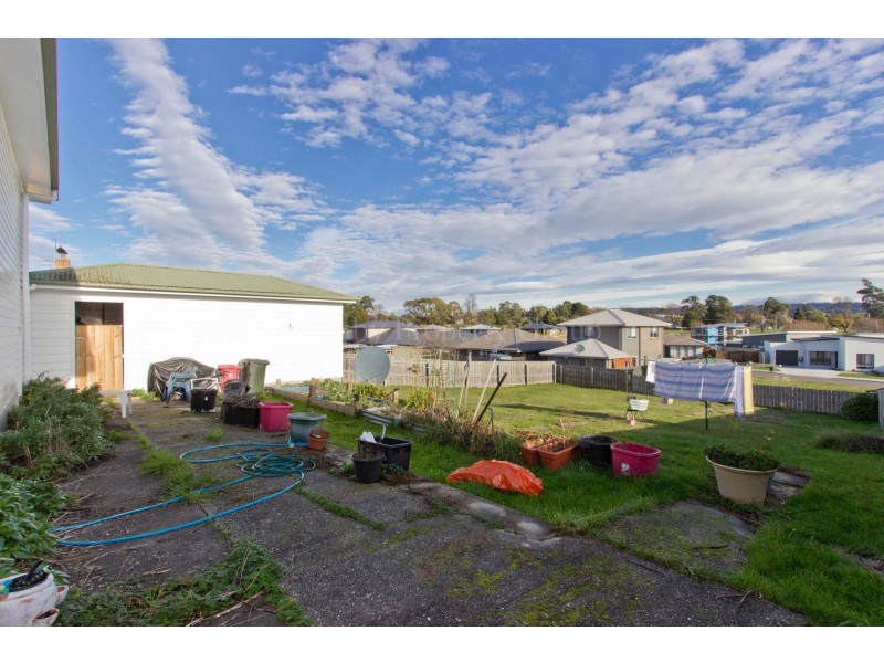1 Alanvale Road, Newnham TAS 7248