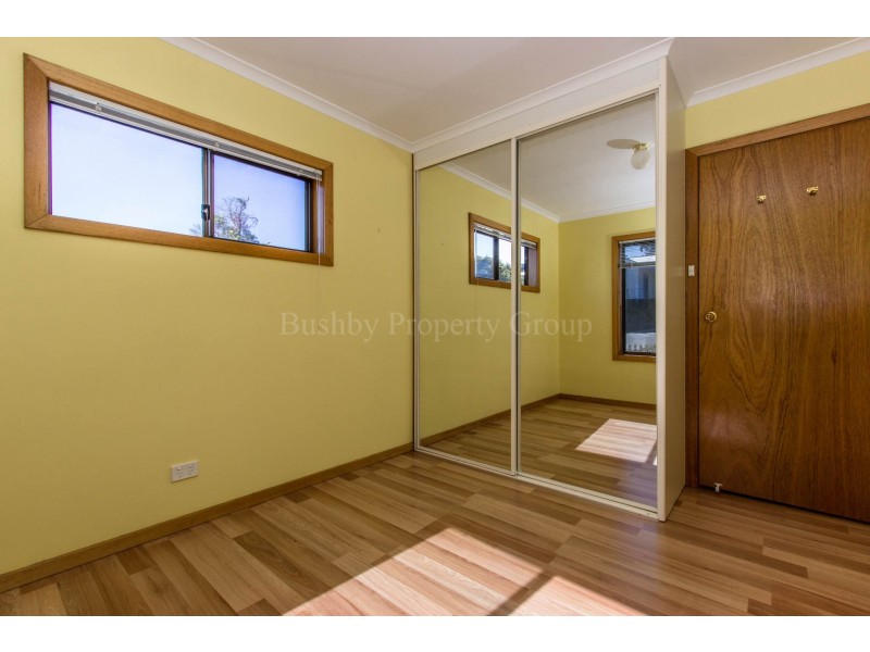 54 Conway, Mowbray TAS 7248