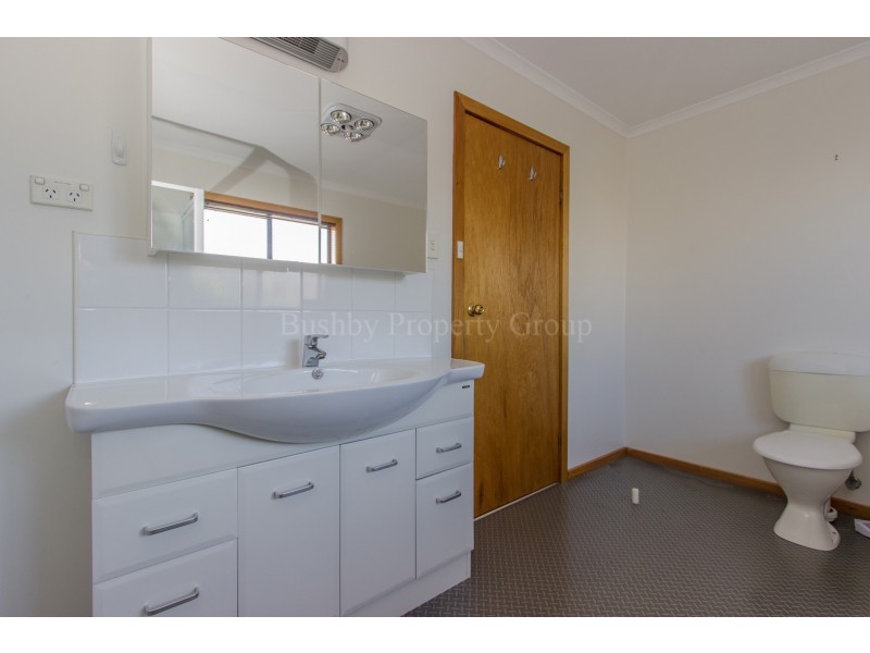 54 Conway, Mowbray TAS 7248