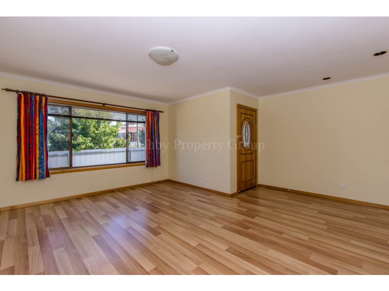 54 Conway, Mowbray TAS 7248
