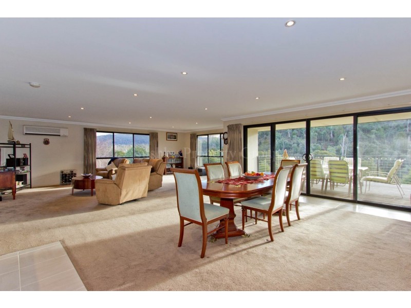 69 Bayview Drive, Blackstone Heights TAS 7250