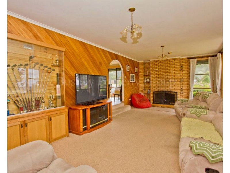 12 Augustus Road, Beauty Point TAS 7270
