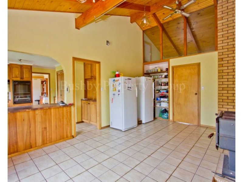 12 Augustus Road, Beauty Point TAS 7270