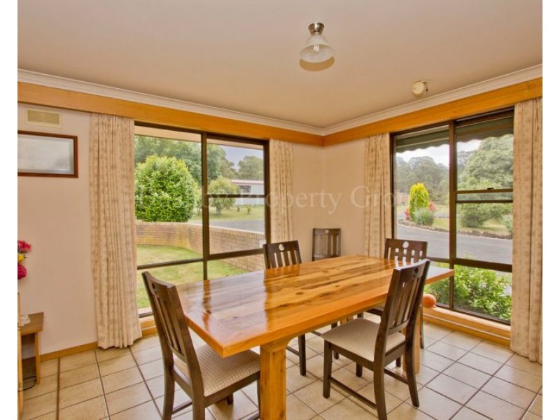 12 Augustus Road, Beauty Point TAS 7270
