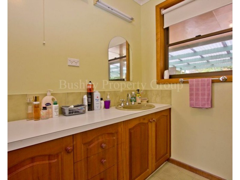 12 Augustus Road, Beauty Point TAS 7270