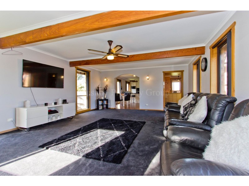 71 Viewbank Road, Newnham TAS 7248
