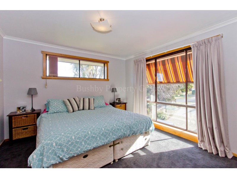 71 Viewbank Road, Newnham TAS 7248