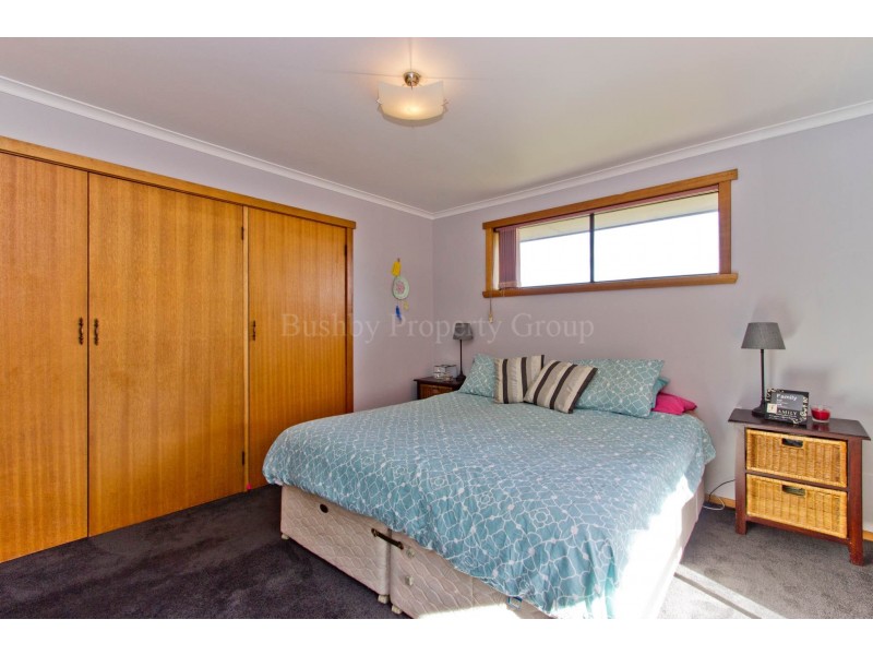 71 Viewbank Road, Newnham TAS 7248