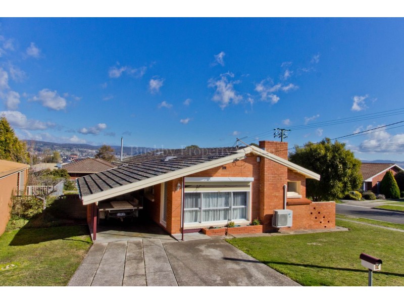 23 Karpaty Avenue, Newnham TAS 7248