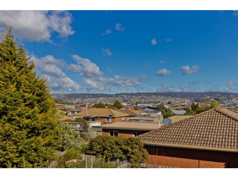 23 Karpaty Avenue, Newnham TAS 7248