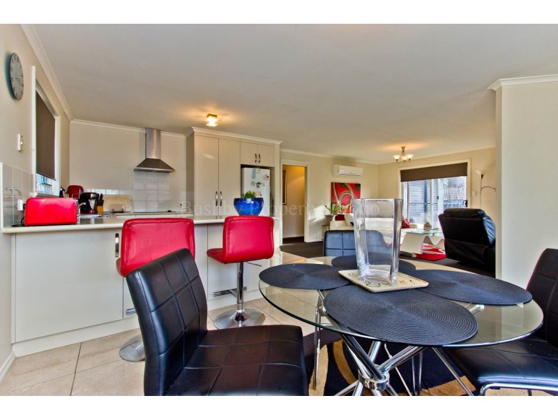 1/8 Hazelwood Parade, Ravenswood TAS 7250