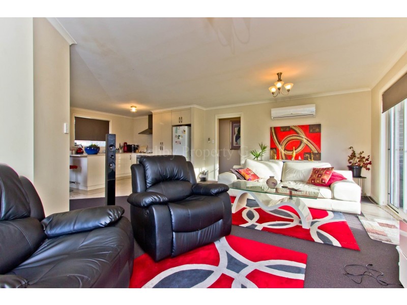1/8 Hazelwood Parade, Ravenswood TAS 7250