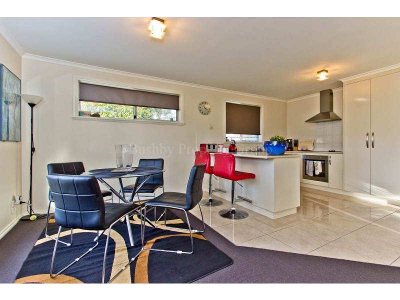 1/8 Hazelwood Parade, Ravenswood TAS 7250