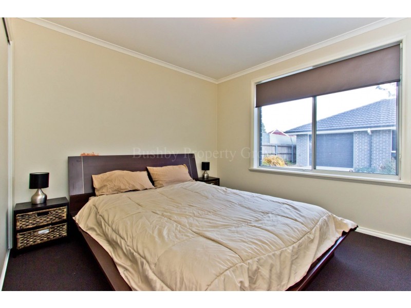 1/8 Hazelwood Parade, Ravenswood TAS 7250