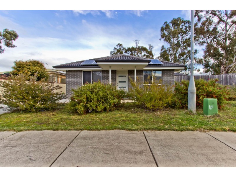 1/8 Hazelwood Parade, Ravenswood TAS 7250