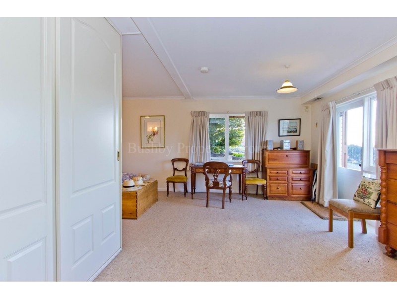 1 Cooper Crescent, Riverside TAS 7250