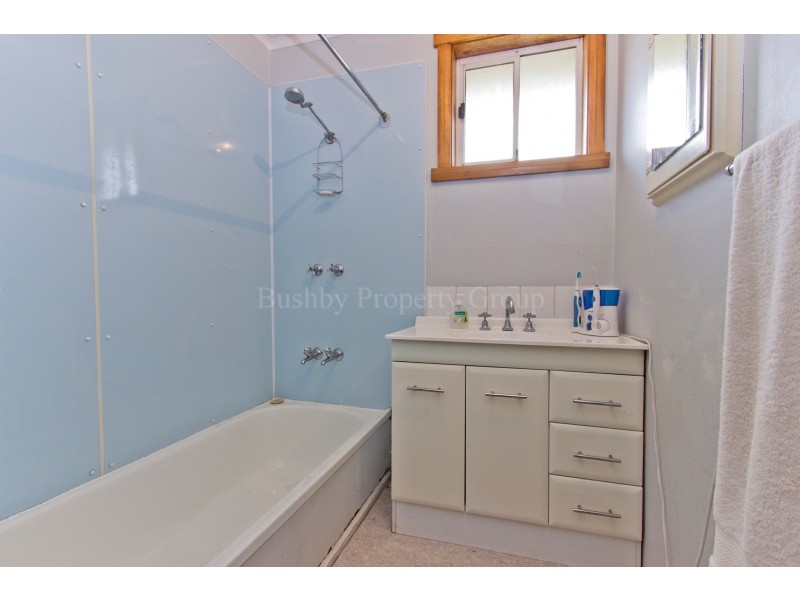 35 Pioneer Parade, Ravenswood TAS 7250