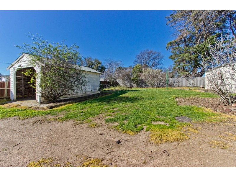 19 Charles Street, Cressy TAS 7302