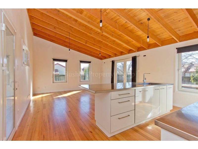 3 Weaving Place, Invermay TAS 7248