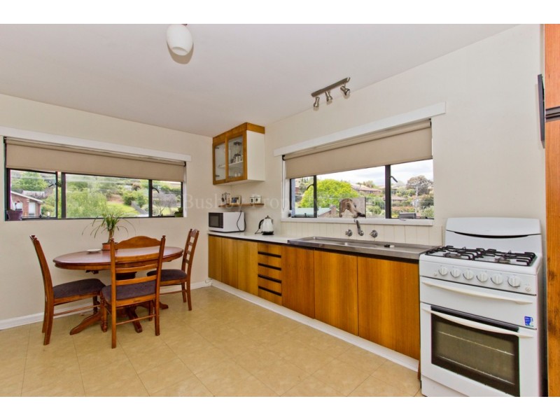 75 Cherry Road, Trevallyn TAS 7250