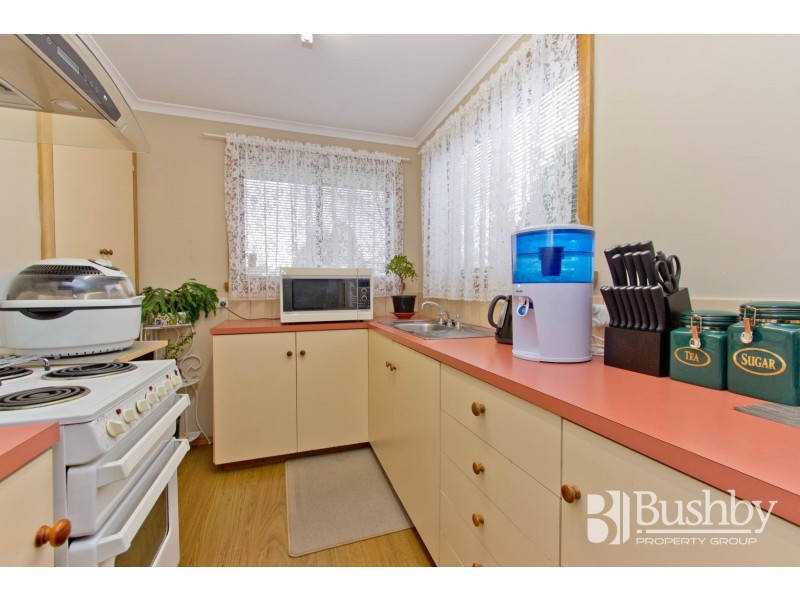 3/1-3 Norman Court, Newnham TAS 7248