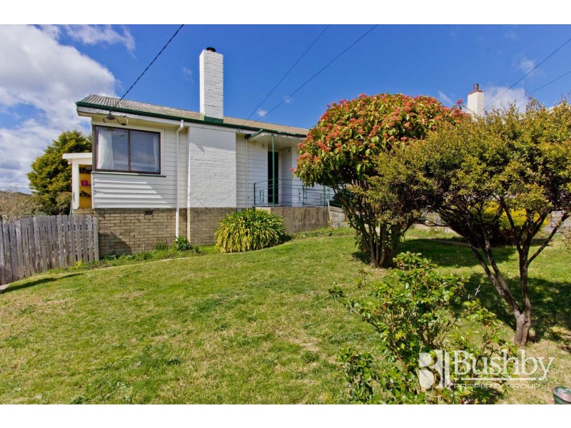 129 Hargraves Crescent, Mayfield TAS 7248
