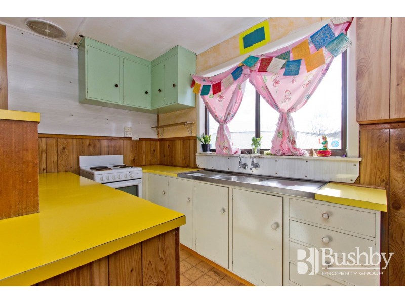 129 Hargraves Crescent, Mayfield TAS 7248