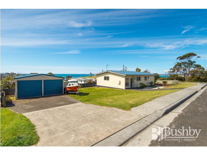 14 Emma Street, Bridport TAS 7262