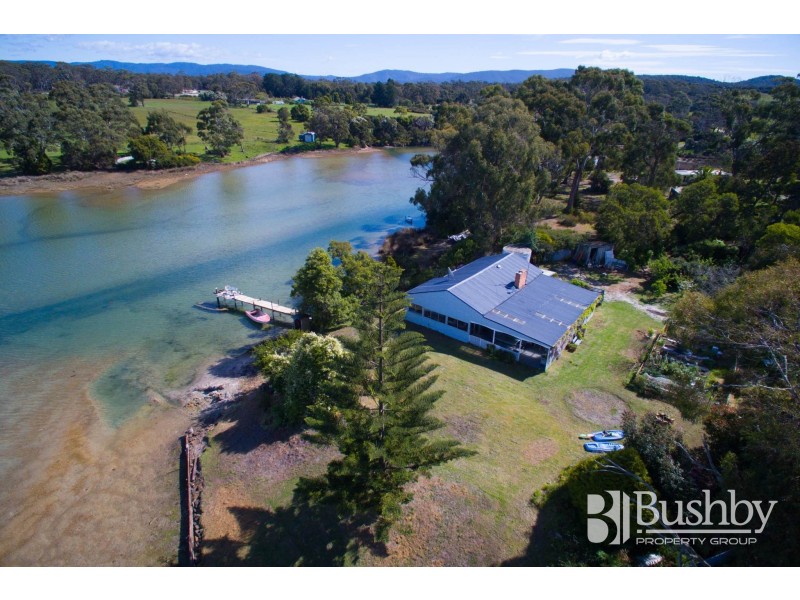 1196 Greens Beach Road, Kelso TAS 7270