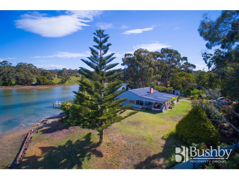 1196 Greens Beach Road, Kelso TAS 7270